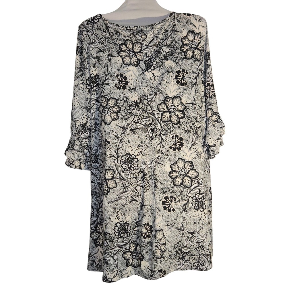 Ruby Rd. Petite PXL Black White Floral Shift Dress Ruffle Cuff 3/4 Sleeve Knit - Picture 4 of 6